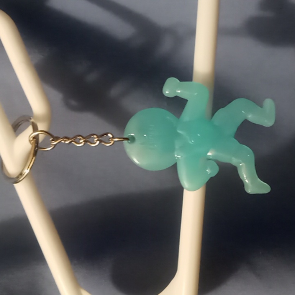Key Chain -Happy Face - Picture 2 of 2